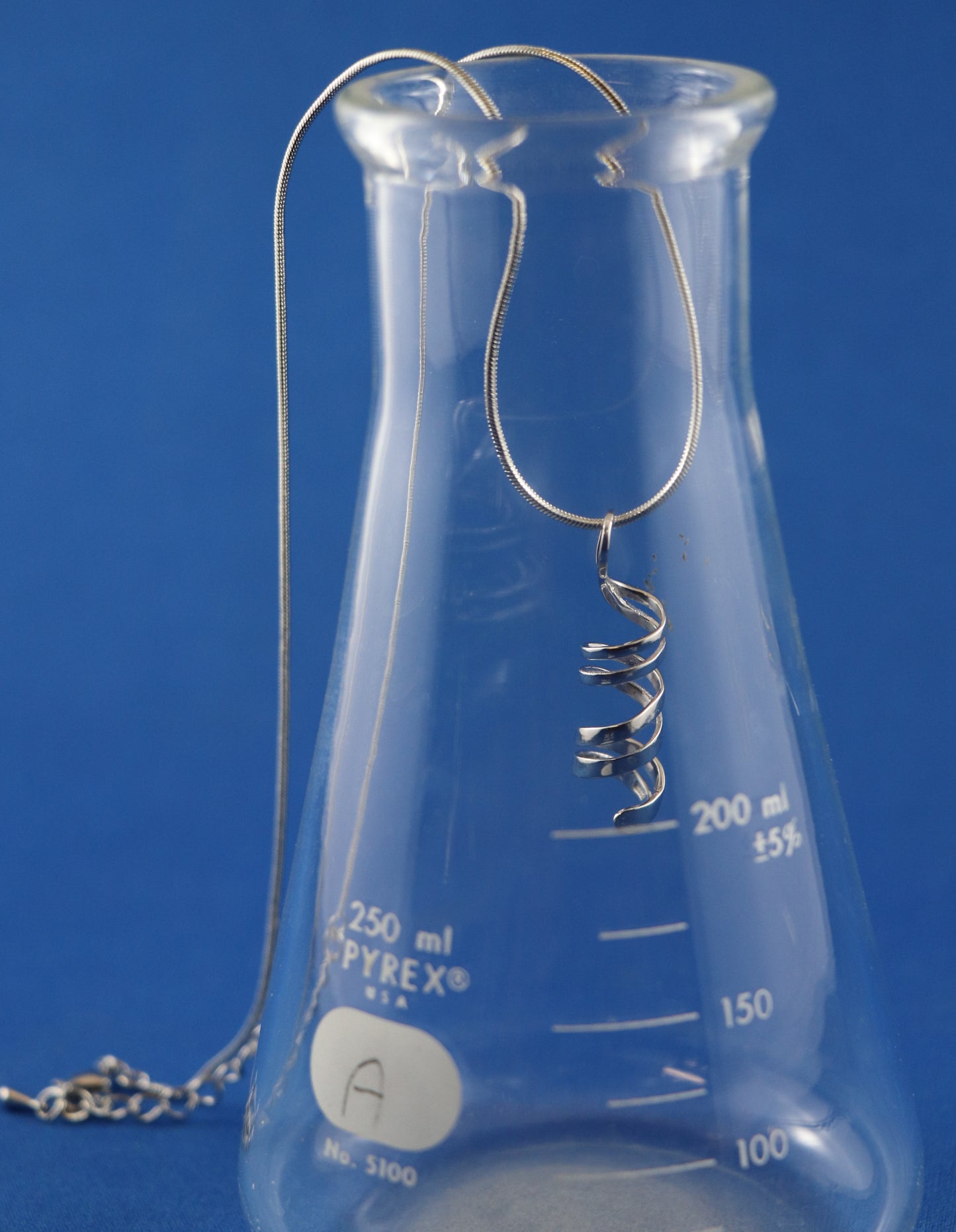 DNA Pendant 3