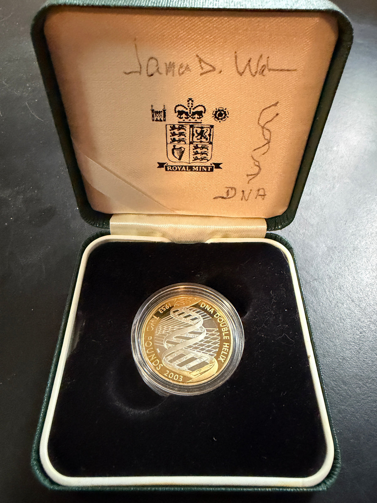 2003 British £2 DNA Double Helix Coin Royal Mint Case Signed James Watson + Sketch