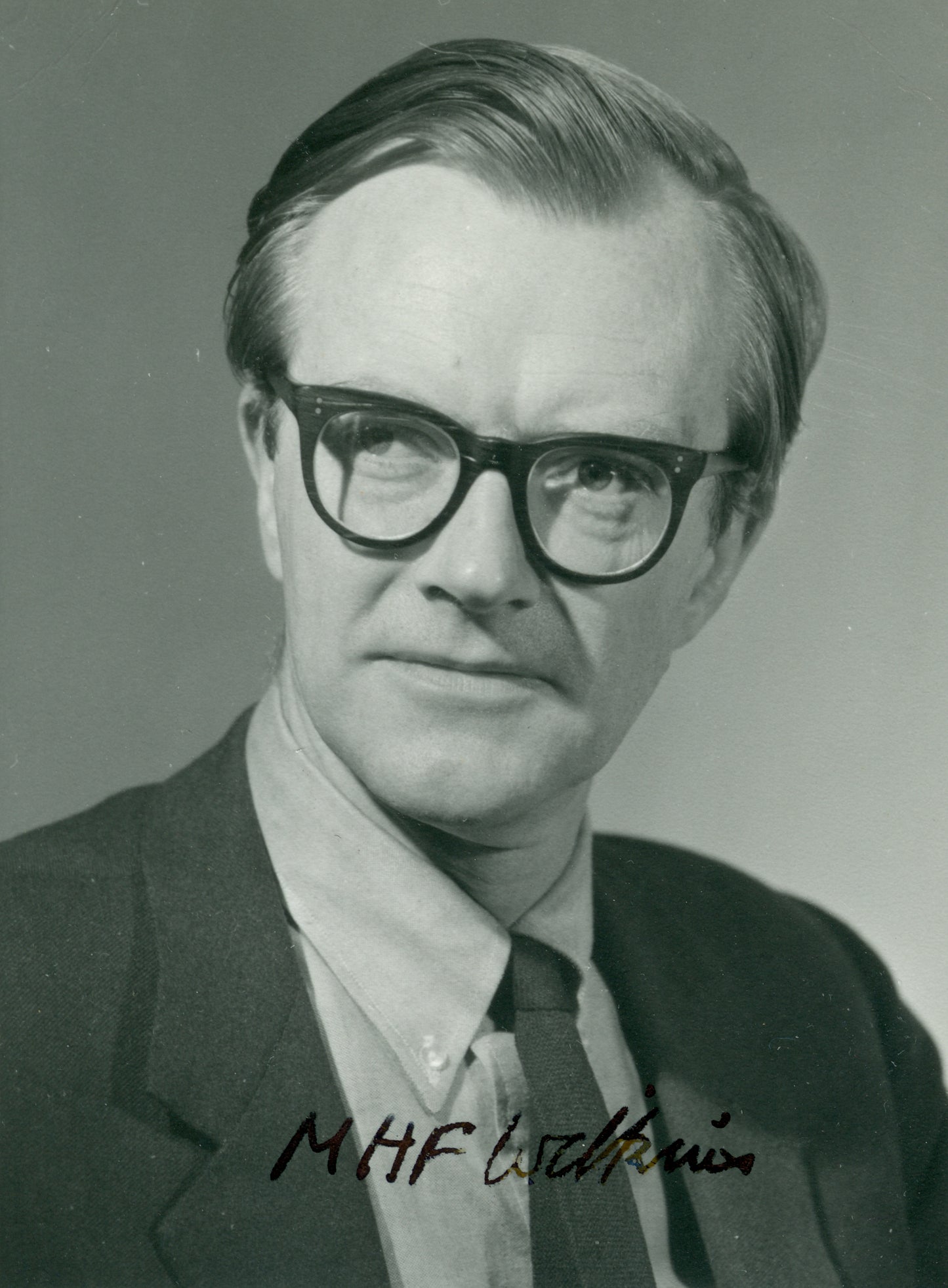 Maurice Wilkins Signature on Photo